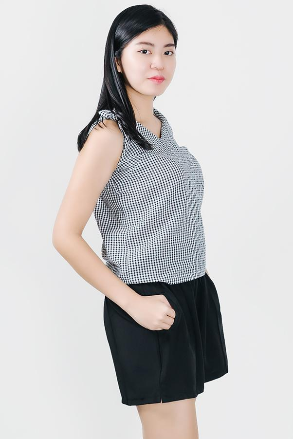 JULY007 V Neck Gingham Top